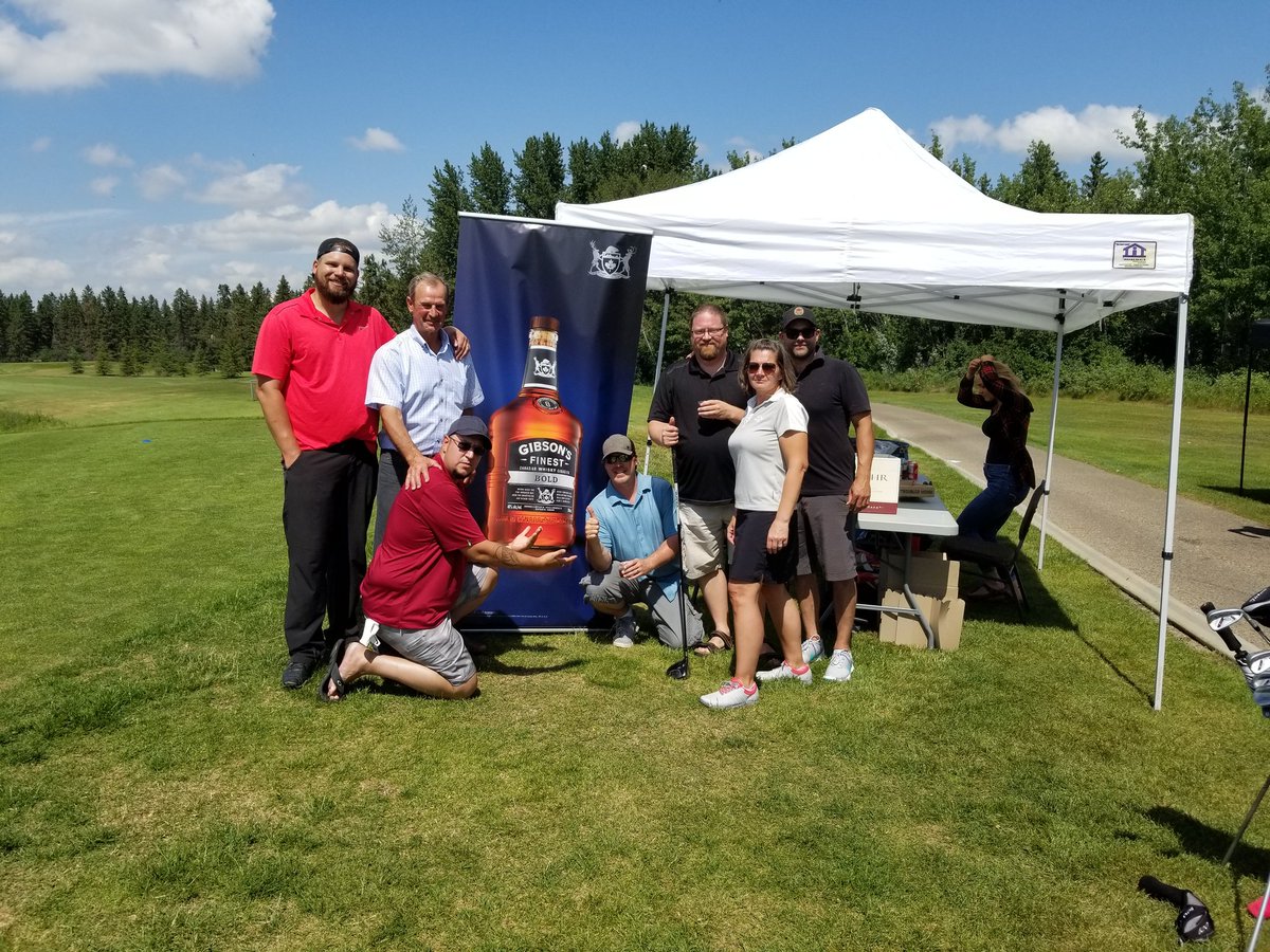 WarrenMathes's tweet photo. Holy hell! The #Sutterfund golf tourney is one hell of a drinking marathon! Couldn't ask for better teamates too @TonySowan @RobAckerblade Still going strong!! https://t.co/vu9bOCDbxG