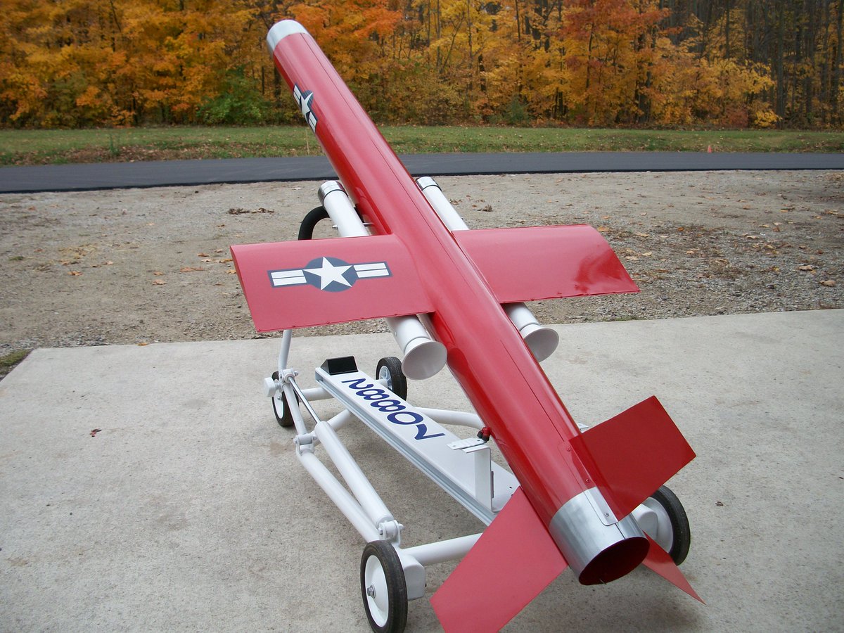 StatusStar1's tweet image. Tomahawk Cruise Missile replica is a stylized interpretation of a subsonic Raytheon BGM-109C that costs nearly 3 Million Dollars, travels at 550 mph, has a range of 1,550 miles and is capable of carrying a 1,000 lb. nuclear warhead.  It is for sale now at ebay.com/itm/1734198265…