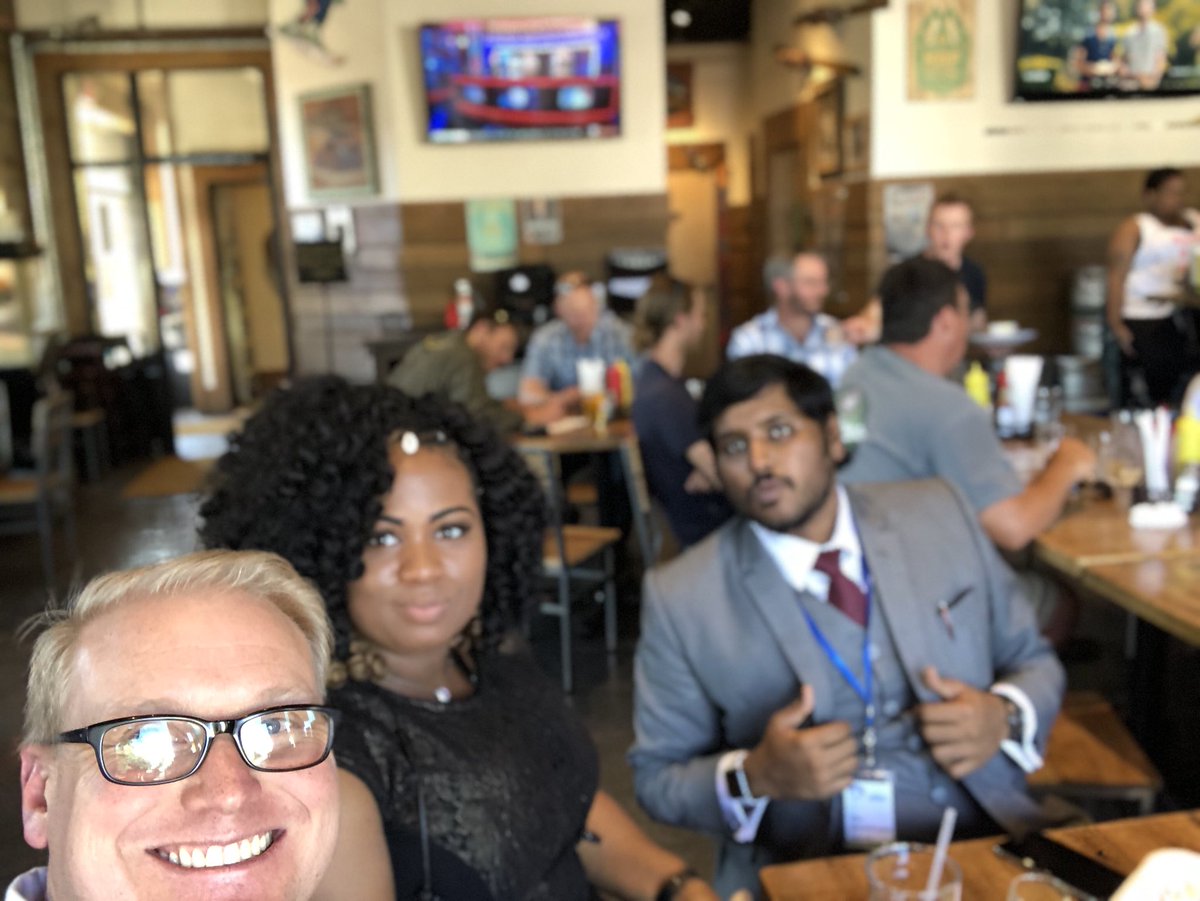 SaaSy_Sistah's tweet photo. @_bigskydreamin #BSD18 happy hour. @timlockie2000 play too much! https://t.co/7KxiyURZok