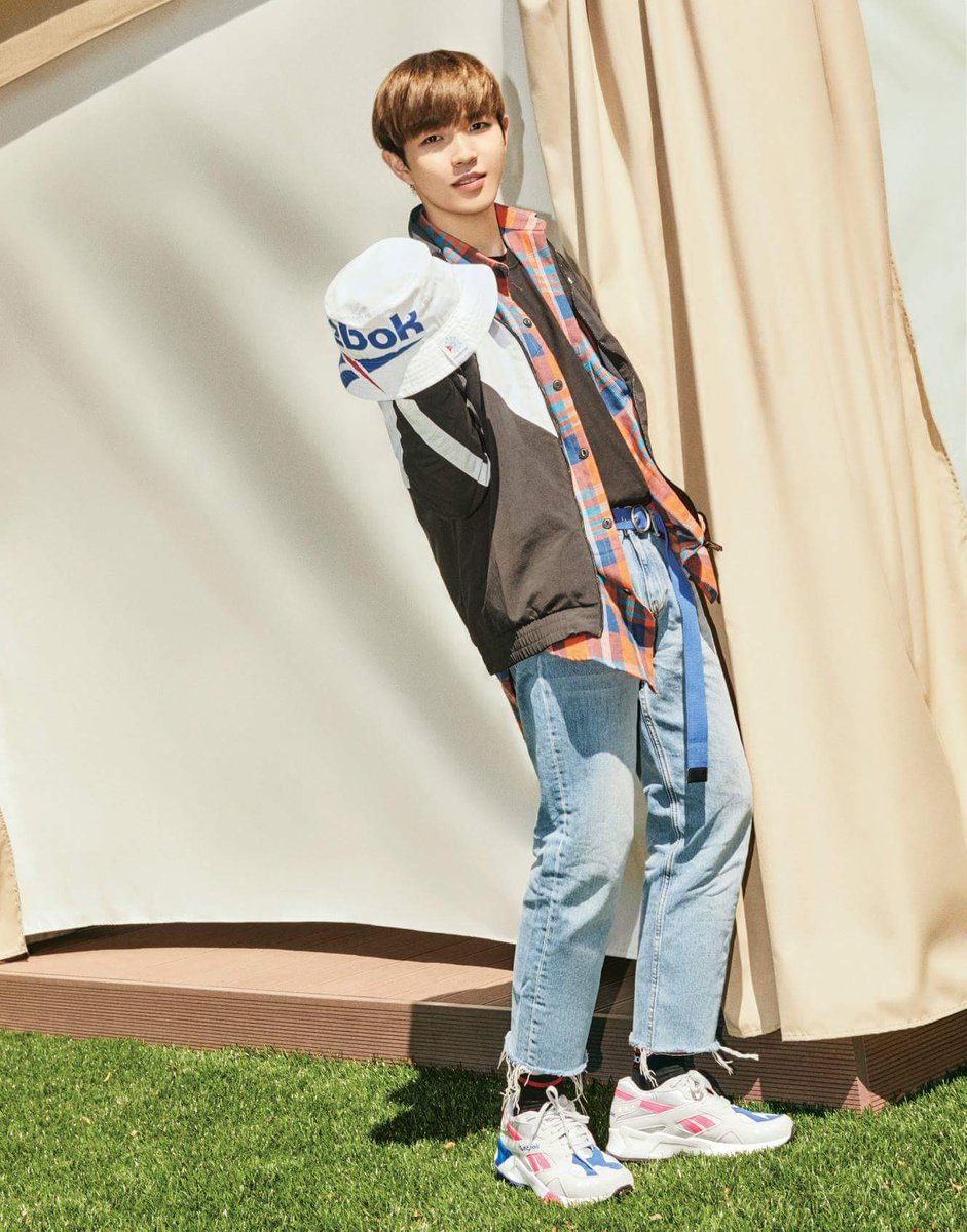 bts21 reebok