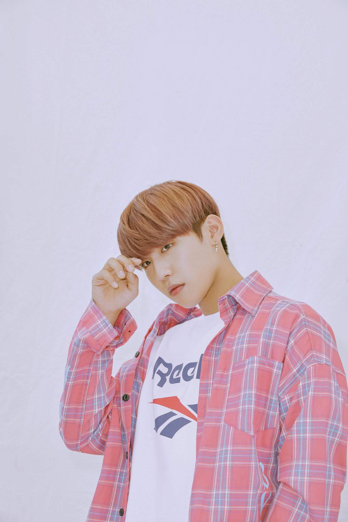 Reebok bts21 best sale