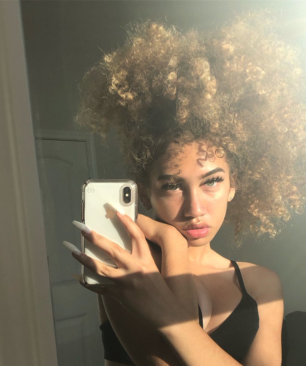 llil.yas (@yassy47789348)  X