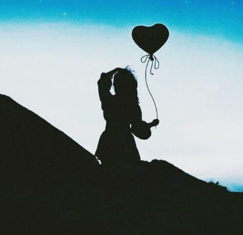 أما الفؤاد فحسبي أنت ساكنه
وصاحب البيت أدرى بالذي فيه ...