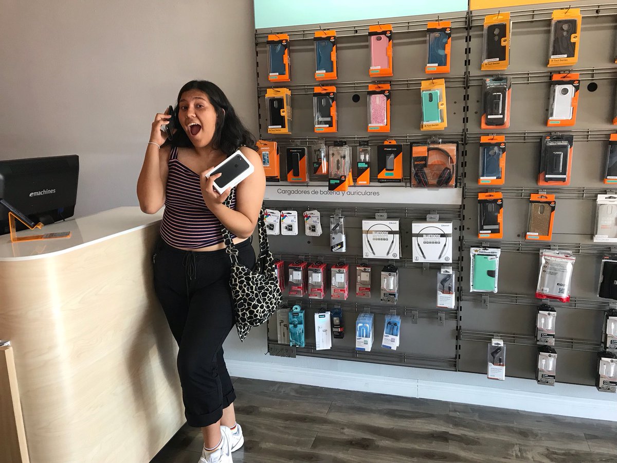 BOOOST UPPP!!! Get yourself an iPhone 7 with a down payment of $1.00 plus tax!!! #Boostup #iphone7 #jetwirelessgroup #switchtoboost #comevisit #Friday #yay #nointerest <a href="/Jetwirelessgrp/">Jet Wireless Group</a> <a href="/Mel_Marceco/">📲💎Melissa- Marceco 💎📲</a> @EdwinJair91 <a href="/marceco_rick/">Rick Cardenas</a>