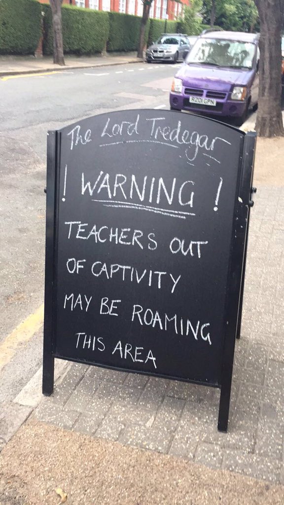 WoodhouseGeo's tweet photo. Spotted outside the pub earlier! 😂 https://t.co/gnKhr9CbI5
