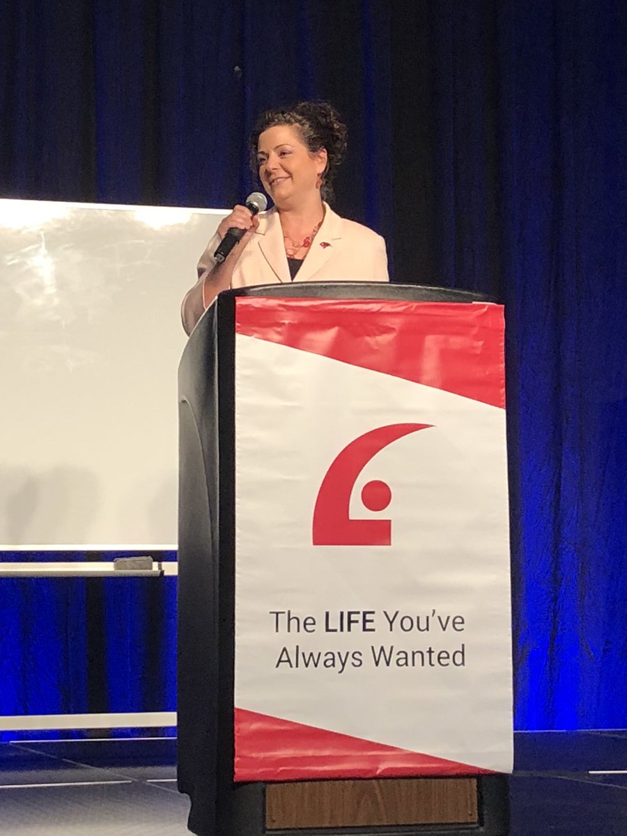 beachsharon's tweet photo. Kicking off Masters of Leadership. “Use your business to build people”. @CynthiaDionne #tlyaw https://t.co/X2COURC5sg