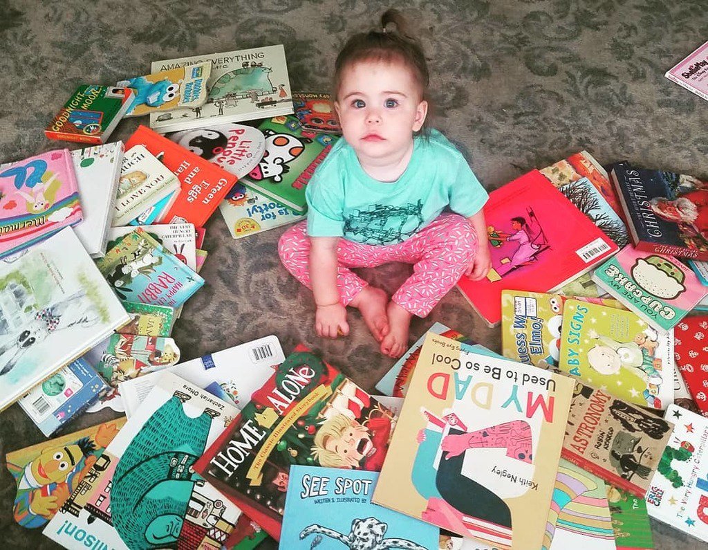 Our babe enjoying her favorite books in her favorite tee! All weekend: spend $100 or more and we will toss in a free tote. There's only a couple of 30% discount codes left, just type in HEATWAVE when checking out. Unlimited 25% savings thru 7/26/18 by using the code HABOOB w…