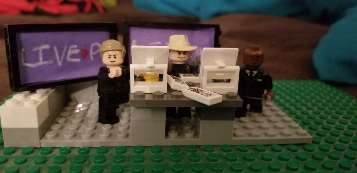 NiceNikki4's tweet photo. #buildingblocksIv updated the studio for tonight and the special guest... #LivePD #9PMRoutine #LivePDNation #livepdwatchparty #policearerolemodels #thanksforprotectingus #SheriffLambOnLivePD @OfficialLivePD https://t.co/JpQbt3HdAu