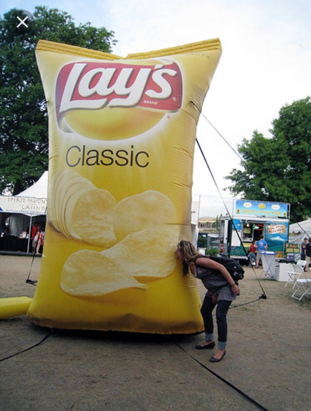 cmcp123's tweet photo. “Freedom is picking up a gigantic bag of chips and not worrying about your weight.”~The Chipmaster #MindfullEating #Chipmaster #PotatoesForThought #ChipClub https://t.co/0DE0LTQZD1