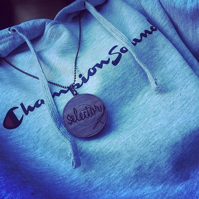 _selector's tweet photo. Champion Sound hoodie & 45 wood pendant repost from Selector Lady-R @ladyr_rumi outta Brooklyn, NY #LadyR #Brooklyn #NY #NYC #NewYork #ReggaeInNYC #Selector #ChampionSound #Reggae45 #45 #WoodPendant #HappyFriday #WeekendVibes https://t.co/XQIVB9DVQ5