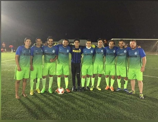 Fernandovaldes9's tweet image. #practicadeporte @futaztecadep  Práctica deporte con el equipo de Los Troncos desde Aguascalientes ⚽🥇