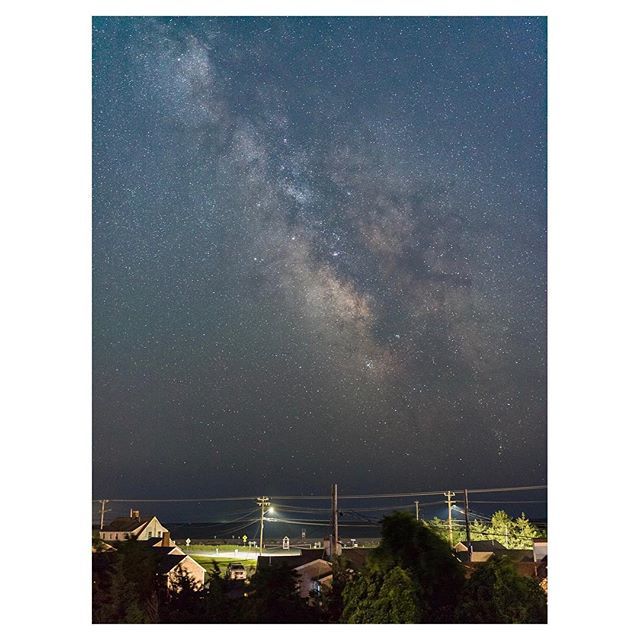 Cape Night
.
.
.
#milkyway #galaxy #stars #hasselbladx1d #x1d #capecod #newengland #massachusetts #visitma #visitcapecod #mynewengland #yankeemagazine #centerville #craigvillebeach #capecodma #capecod #cntraveler #natgeotravel #tlpicks #clpicks ift.tt/2mwsumI