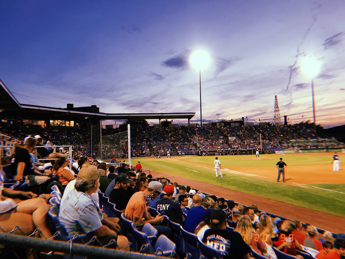 RumblePoniesBB's tweet photo. Full house tonight 👌😍
#LetsRumble https://t.co/krISFNScPY
