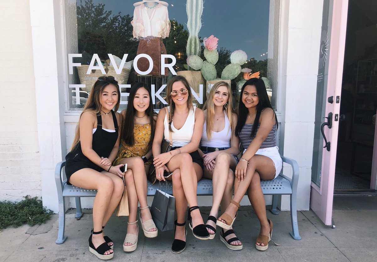 ashlee73100's tweet photo. a little late but happy birthday to the one and only @danasung1!! love you so much &amp; don’t know what I’m gonna do without you next year:( https://t.co/FArLFhvBwj