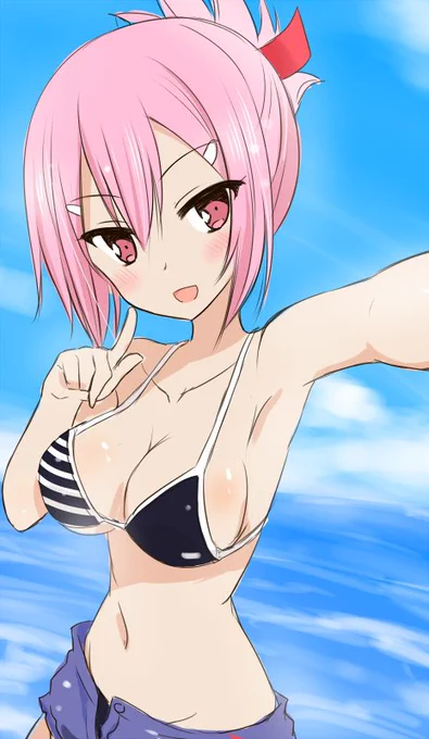 「やっほー、勇者部のみんなー。元気かなー?」
みたいな自撮り赤嶺ちゃん 