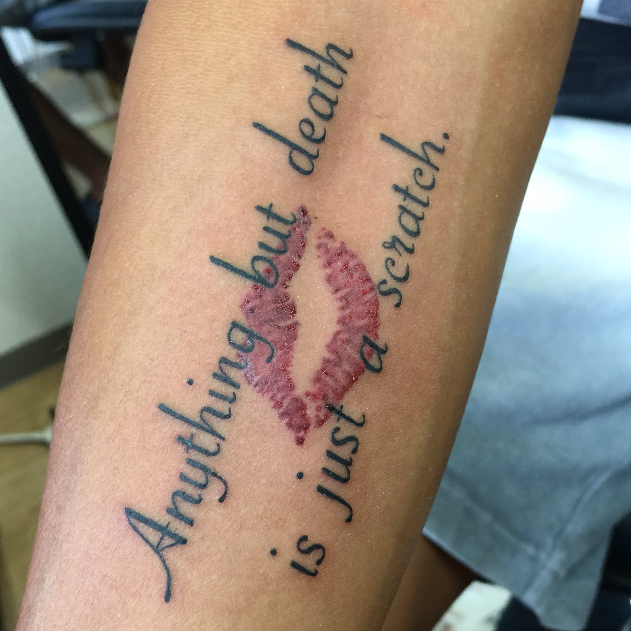 Shu Shushu On Twitter 死ぬこと以外はかすり傷 Tattoo タトゥー 吉祥寺 Https T Co 38r0bmbn0q Twitter