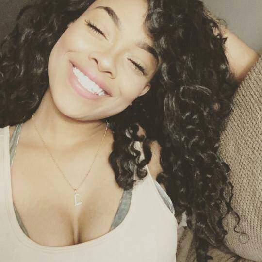 info_melvin's tweet photo. 🙌 YASSS It's time for a great show LilDesi.Rae:Hi #FeatureMe #VerifyM
https://t.co/wN8lQ38tqF https://t.co/NDpZUJMXWW