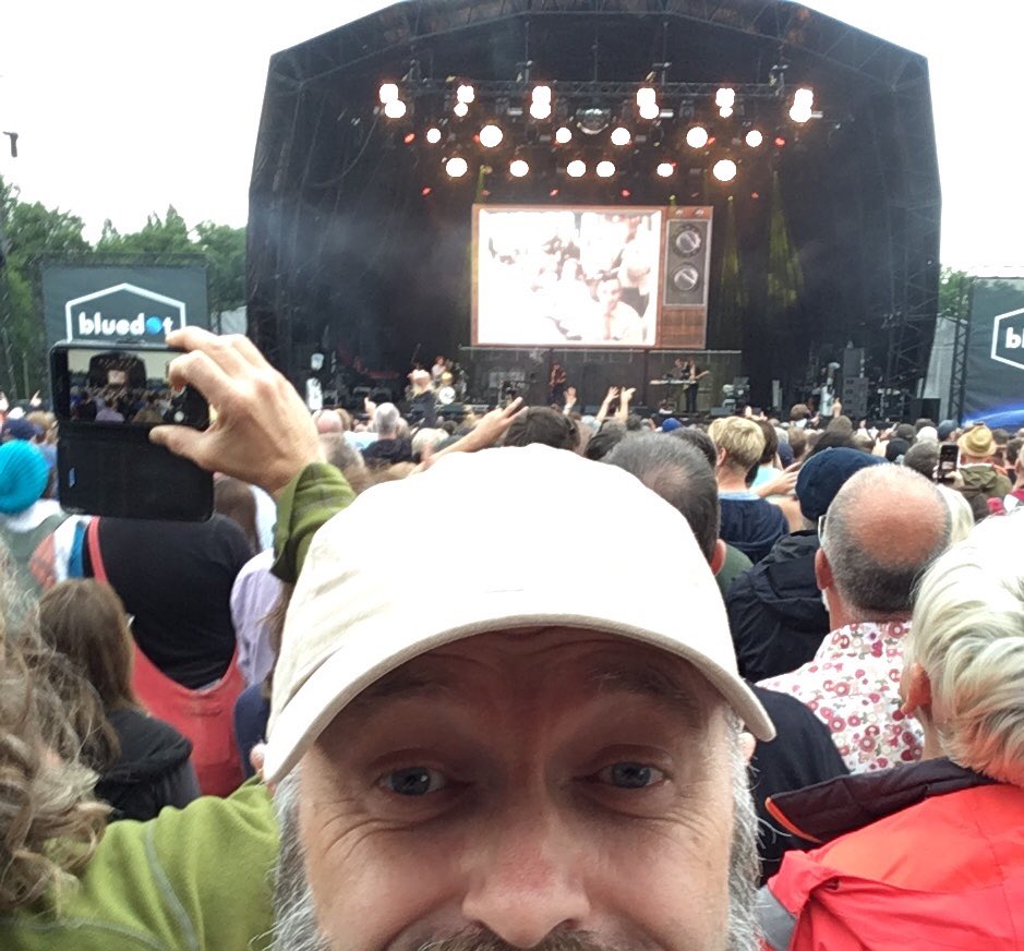Guybiggs's tweet photo. Working hard on the #Jefi outreach programme by day then popped out to see the other show later. It was pretty nuts! @bluedotfestival #actorslife @gregkellyactor @Roz_Woz_Ere https://t.co/NEoK4bHy9n