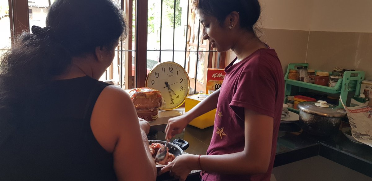 MarcouSophie's tweet photo. Sri Lankan cooking class with our Host Mum... the girls impressed with traditional chicken curry, yellow rice, and fried banana bread. Delicious! We had our own cultural day here @StAnnes_N13 @projectsabroad https://t.co/2DmK41Qggr