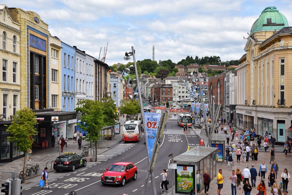 granadaguy's tweet photo. Cork City, St Patrick Street
#corkcity #johnhinde @JohnHindeImages @johnhindeprints #returntosender #Ireland @DiscoverIreland #irishpostcard #irishsummer2018 https://t.co/JTkJTRBsJM