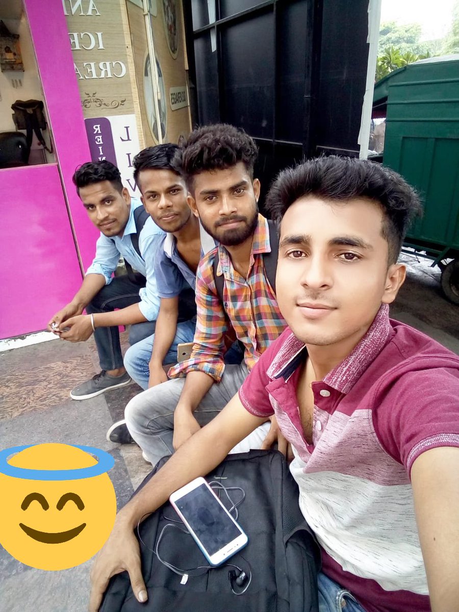 _im_Aryan's tweet photo. Thank you for standing by my side when time get hard, Thank you for making me laugh when I didn't even want to smile. https://t.co/tjEAlkwrUx