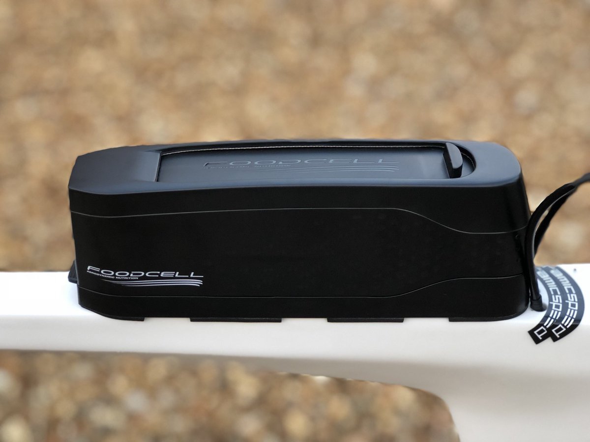 We’re delighted to introduce ‘Foodcell’ - the next generation of nutritional carrier for #Triathletes 4 years in the making, the innovative, stylish &amp; aerodynamic #Foodcell will help keep you fuelled whilst giving you the edge. youtu.be/cLz_g37cJuk All RTs greatly appreciated