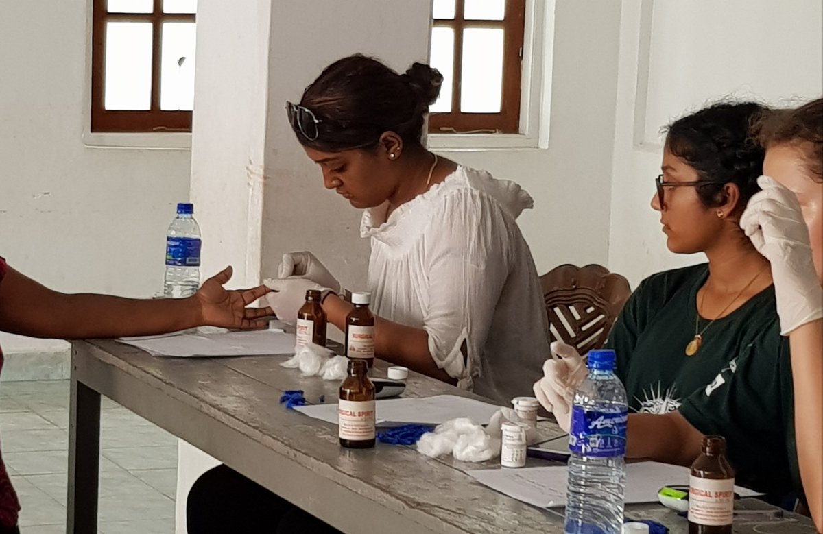 MarcouSophie's tweet photo. We spent Friday working in a Medical outreach camp in a Buddhist temple, arranged for disadvantaged communities by @projectsabroad. Blood pressure and blood glucose levels were tested, along with BMI. The girls excelled themselves and enjoyed the hands on experience @StAnnes_N13 https://t.co/orZtEbemq8