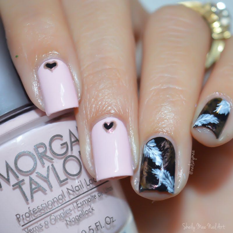 Ultra femme feathers and a hint of bling complete this mystifying mani by <a href="/preendotme/">Preen.Me</a> #nailartist <a href="/nailsbymae/">Sheily Mae Nail Art</a>.   bit.ly/2zWiU6b