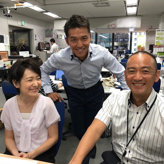 山中真 僕がロシア行ってたり 西さん夏休みだったりで 久々3人スタジオに揃った Voiceでした 来週はちちんぷいぷい Voiceの 夏休みスペシャルウィークです Mbs Voice Ykk 西靖 上田悦子 ちちんぷいぷい Voiceみんなでとびだせっ 夏の5時間ぶち