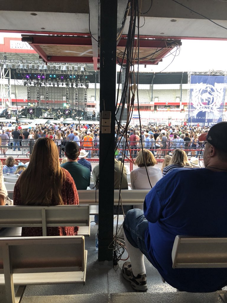 Our View for Florida Georgia Line @tevibartlett , reminded us of your view at the Rockies game. #CFDRodeo