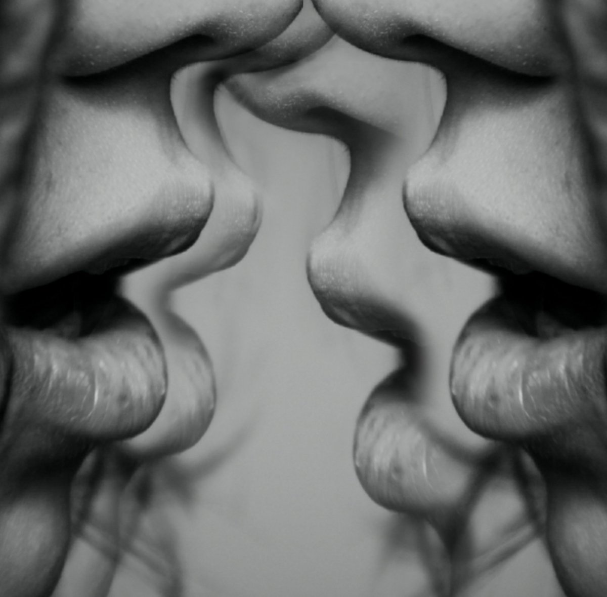 twomutants's tweet photo. scape from reality...
#postmodernismforms #photograpy #photo #art #artists #synthwave #minimalwave #coldwave #newave #videoart #experimentalvideo #videomusic #duomusic #bogota #videomusic #videoart #video https://t.co/PqJKFLE3p3