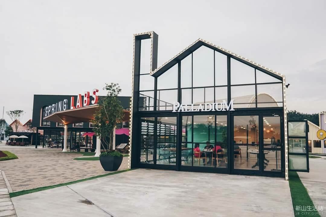 BercutiMakJah's tweet photo. Port Baru  lepak Santai2 ala eropah Kat JOHOR....Cantik tempatnya. 😍😍😍

Spring Labs at Eco Palladium 
Jln Ekoflora 1, Tmn Ekoflora, Tebrau https://t.co/IVsgH7UMrI