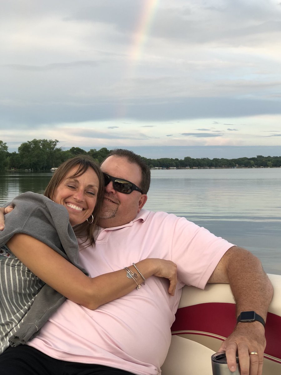 MommaPold's tweet photo. Fun night on Spring Lake @BobPold https://t.co/TekXJ8Qcl0