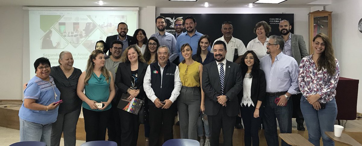 Pedroeliud's tweet photo. Foto de grupo de la Sexta Jornada Informativa con Organizaciones de la #SociedadCivil en materia de Política Exterior. Cada de la Cultura Jurídica de #Aguascalientes. #DGVOSC https://t.co/ddQLIVyPa7