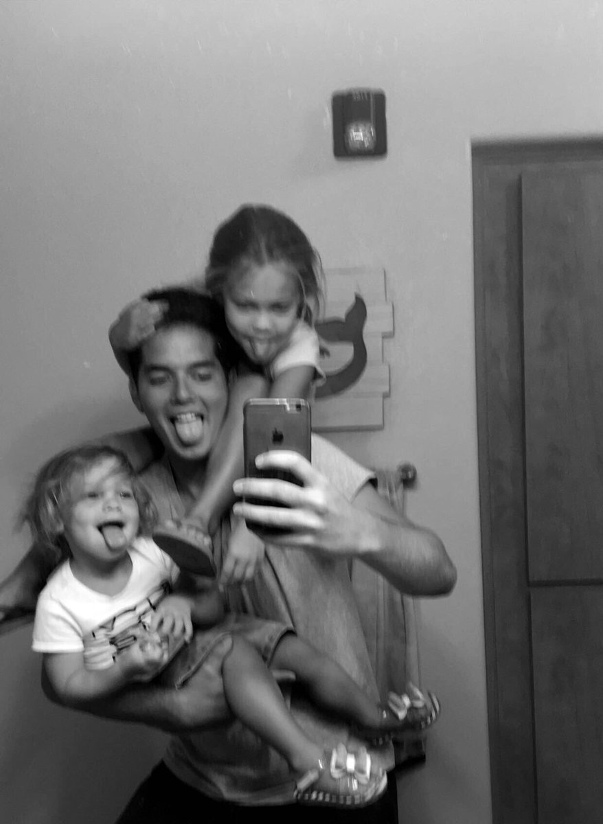 DavidJake21's tweet photo. My angels https://t.co/mGYSXxxlul