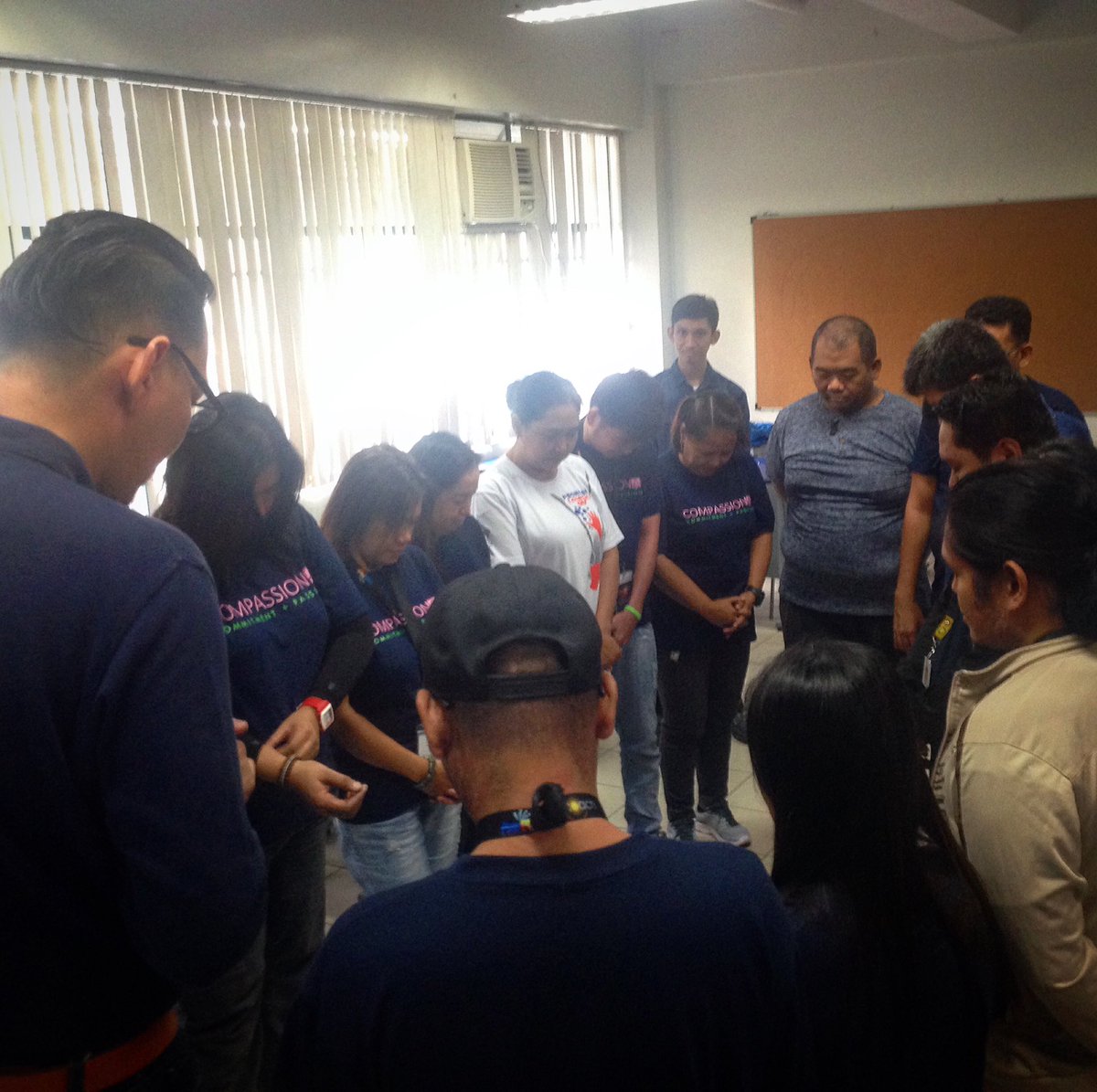 pongtsong's tweet photo. Starting our training with a prayer. Thankful for these men and women who serves selflessly for our psoriasis community.

#PsorPhil #PsorCoach #PsoriasisAdvocacy
#PsoriasisCommunity #PsorWarriors
#PsoSerious #TakePsoriasisSeriously
#PsoWhat #SomeoneYouKnow https://t.co/uD8Ci4I3G1