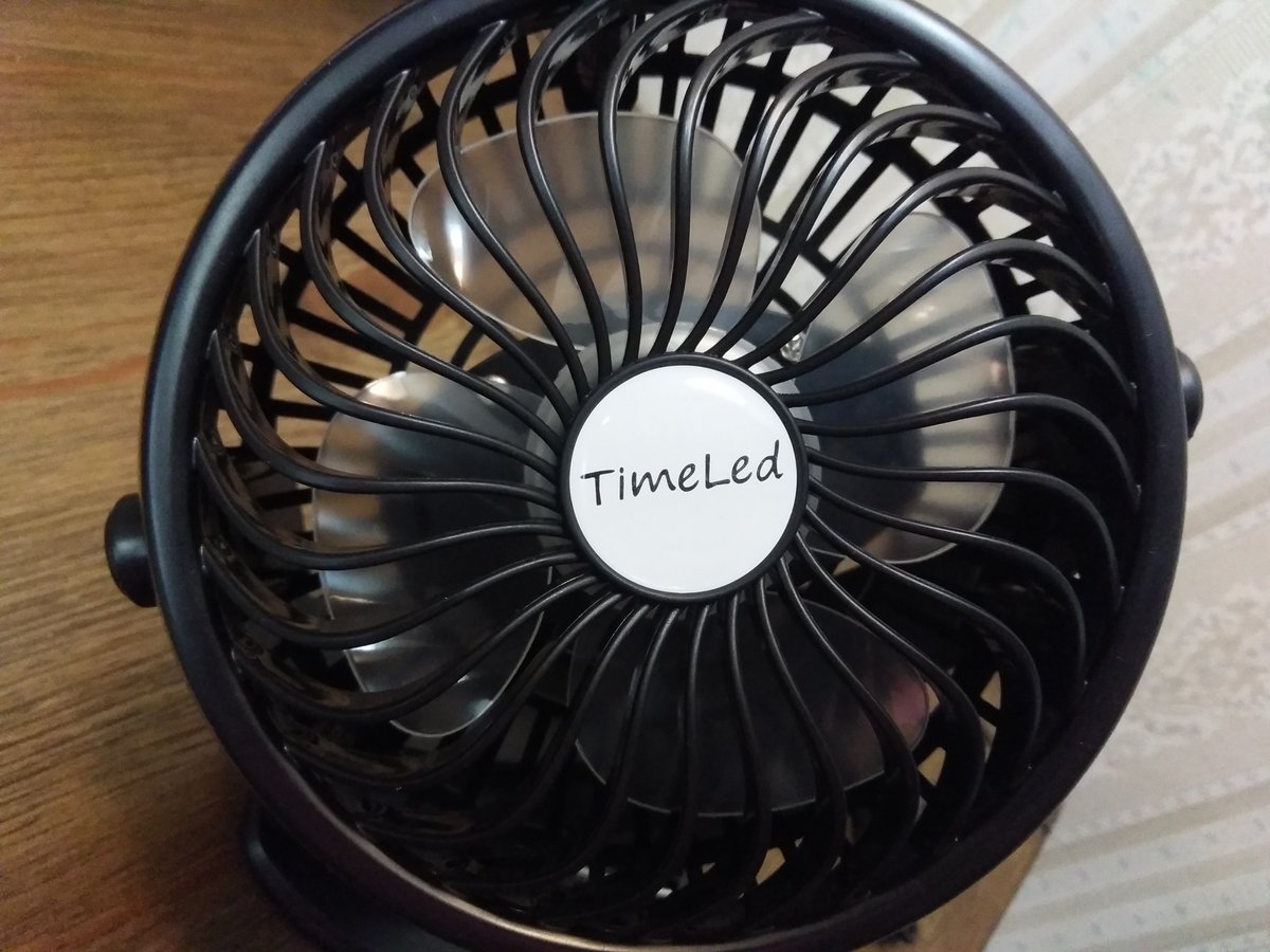 LoveToShopNow's tweet photo. The TimeLED Fan comes with a rechargeable battery and USB charging cord.
https://t.co/V4LGfxSbT2 #fan #rechargeable #Portable #clipon #home #tablefan #TimeLED #usb #air #heat https://t.co/uituGzSYhf