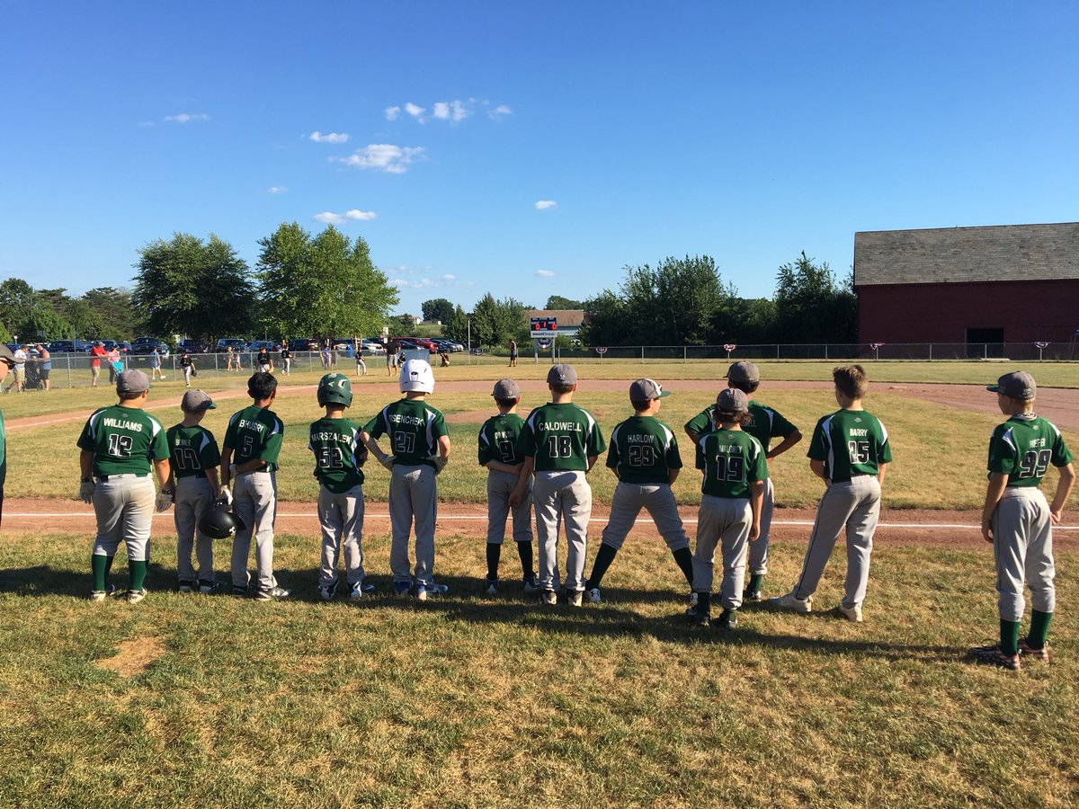 CPGreenMachine's tweet photo. Clifton Park 10u Green All Stars drop their 1st game of the Halfmoon Melee by a score of 4-2 vs. Colonie... the Green will move onto the next and they will play 2 tomorrow #GreenMachine #CPBLFamily #Play2Tomorrow https://t.co/FkdnhNgkNI