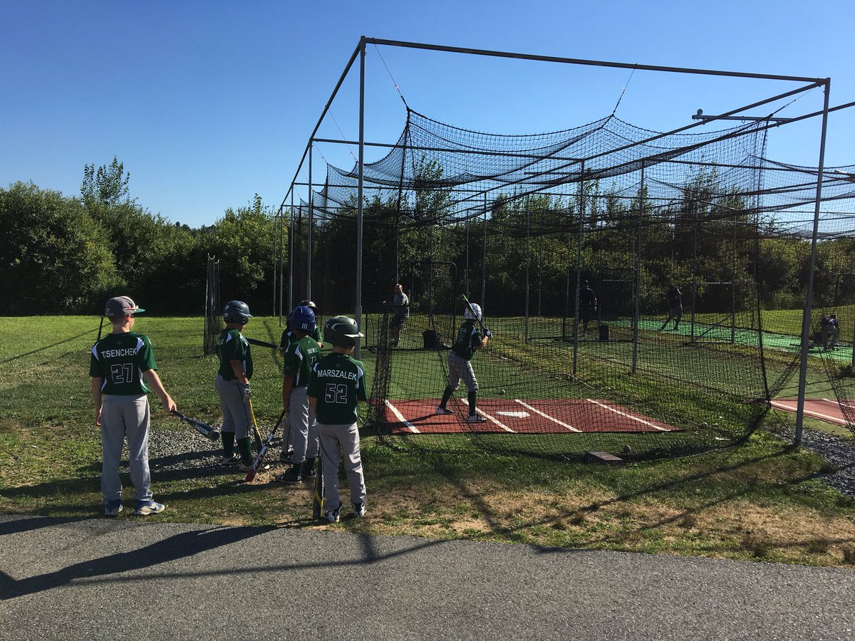 CPGreenMachine's tweet photo. Clifton Park 10u Green All Stars drop their 1st game of the Halfmoon Melee by a score of 4-2 vs. Colonie... the Green will move onto the next and they will play 2 tomorrow #GreenMachine #CPBLFamily #Play2Tomorrow https://t.co/FkdnhNgkNI