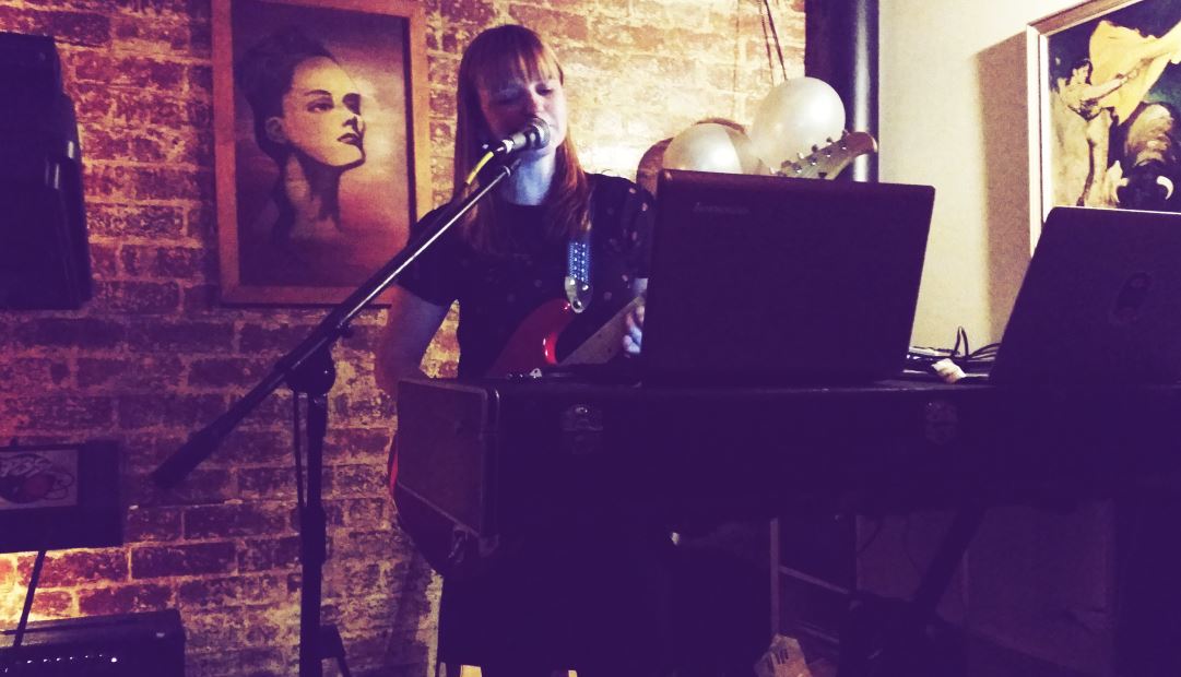 symmetrixbeats's tweet photo. #saturdayvibes✌ #saturdaymusic #saturdayflashback #womeninmusic #symmetrixmusic #symmetrix #electrochick #electrorockmusic #rockchick #musicismylife🎶 #musicgirl #electrorock https://t.co/Oih1uMjJ5R