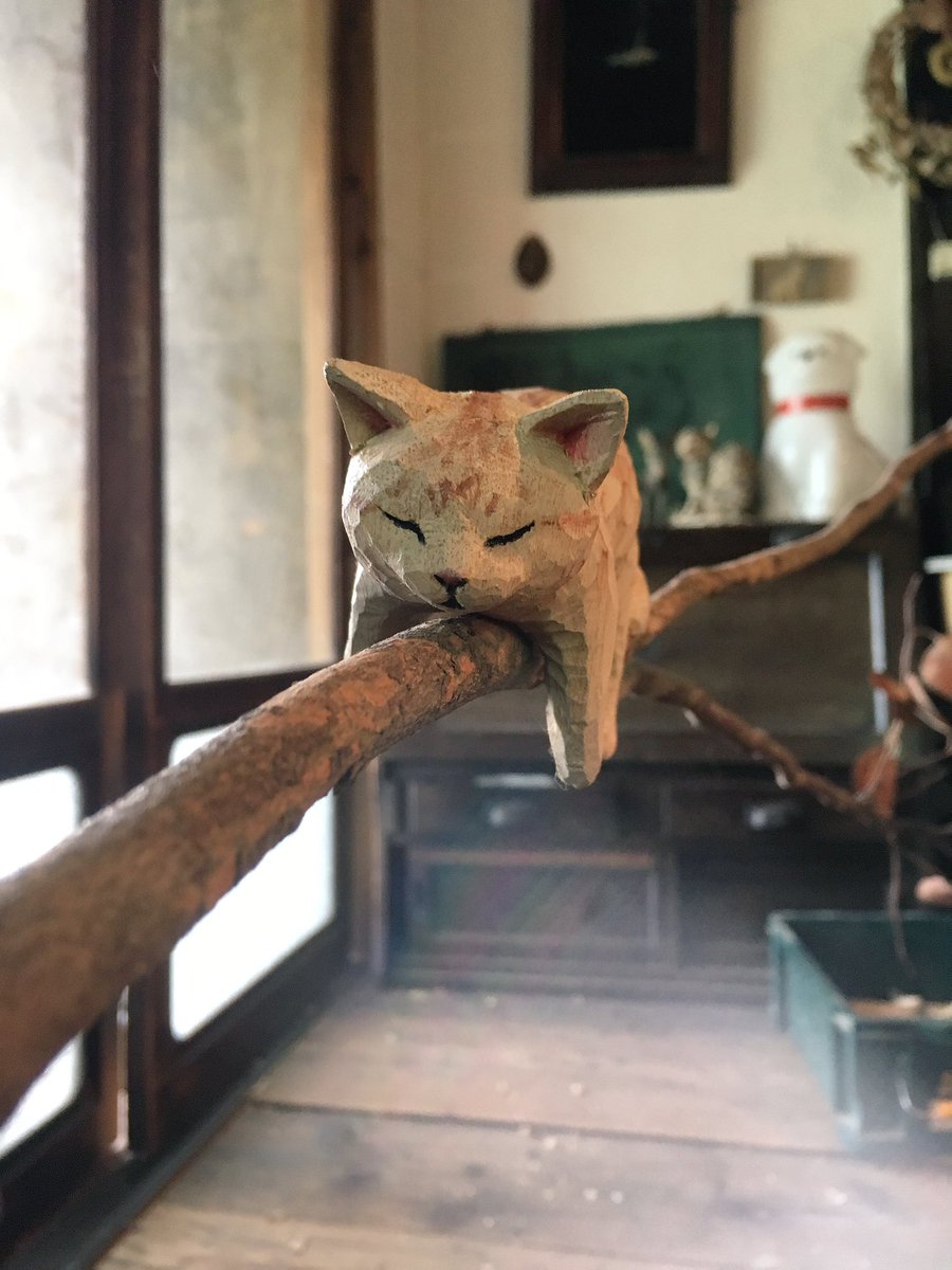 だらーんとする猫を再現した彫刻が可愛過ぎてもうたまらない このフォルム 全力で欲しい Togetter だらーんとする猫を再現した彫刻が可愛過ぎてもうたまらない このフォルム 全力で欲しい Togetter