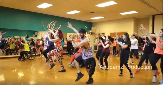 Sambad_English's tweet photo. #InterestingWatch: This Odisha-born Zumba instructor just made foreigners dance to a popular Odia song!
See video here: https://t.co/S5U79g9b4R https://t.co/b8LBt3FI3C