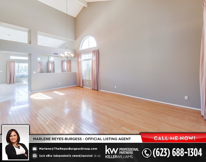 TheRBGroup's tweet image. #JustListed by @TheRBGroup!
Gorgeous Moon Valley Home with Majestic Mountain View!
Desirable neighborhood with 2 #CommunityPools, Clubhouse and Hiking Trails.
Text &apos;Marlene&apos; to 59559 now!

#JustListed #NewListing #PhoenixAZ #ArizonaRealEstate #AZHomesforSale #ReyesBurgessRealty