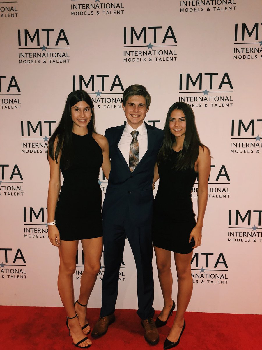 legit_sadie's tweet photo. IMTA was the best experience of my life!! Thank you to everyone who was apart of it❤️ #IMTANY18 https://t.co/X4rjMhPFxq