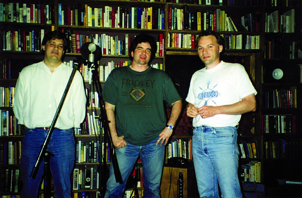 joefaheymusic's tweet image. The most dedicated band I was ever in. 10 years playing originals in MPLS. Known best for its monthly newsletter
#carp18 #rockband at #thirdear #thirdearrecording #recordingstudio #minneapolis #mid90s #1995 #russianracehorse #rootsrock #americana #cowpunk #altcountry #hippittyhop