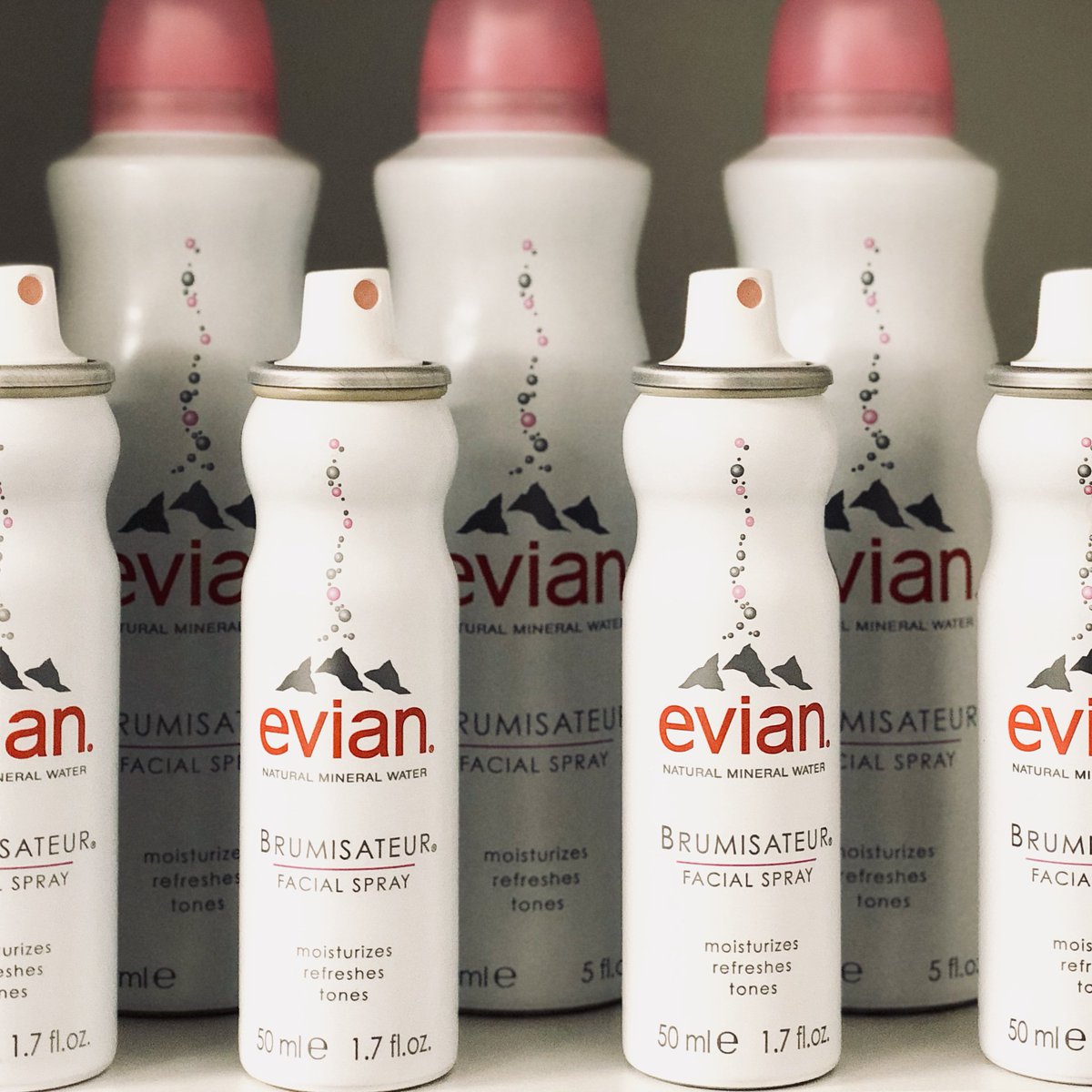 evianspray's tweet photo. 100% pure refreshment 💧 https://t.co/VWRekDcPOD