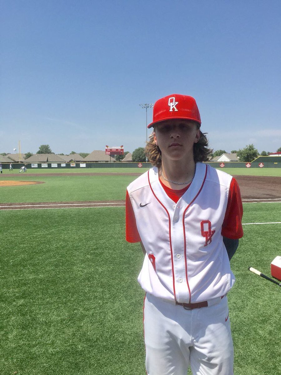 OK_Instructs's tweet photo. Road trip to Arkansas to play some ball! Shoutout to the VTool players of the game here in Arkansas so far: Chance Westervelt, Nollan Koon, Caleb Isaacs, and Logan Rutledge. #OKinstructs https://t.co/GdcLCweKlO