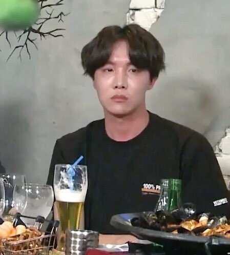 bella⁷ 💜 needs hyyh back tweet media