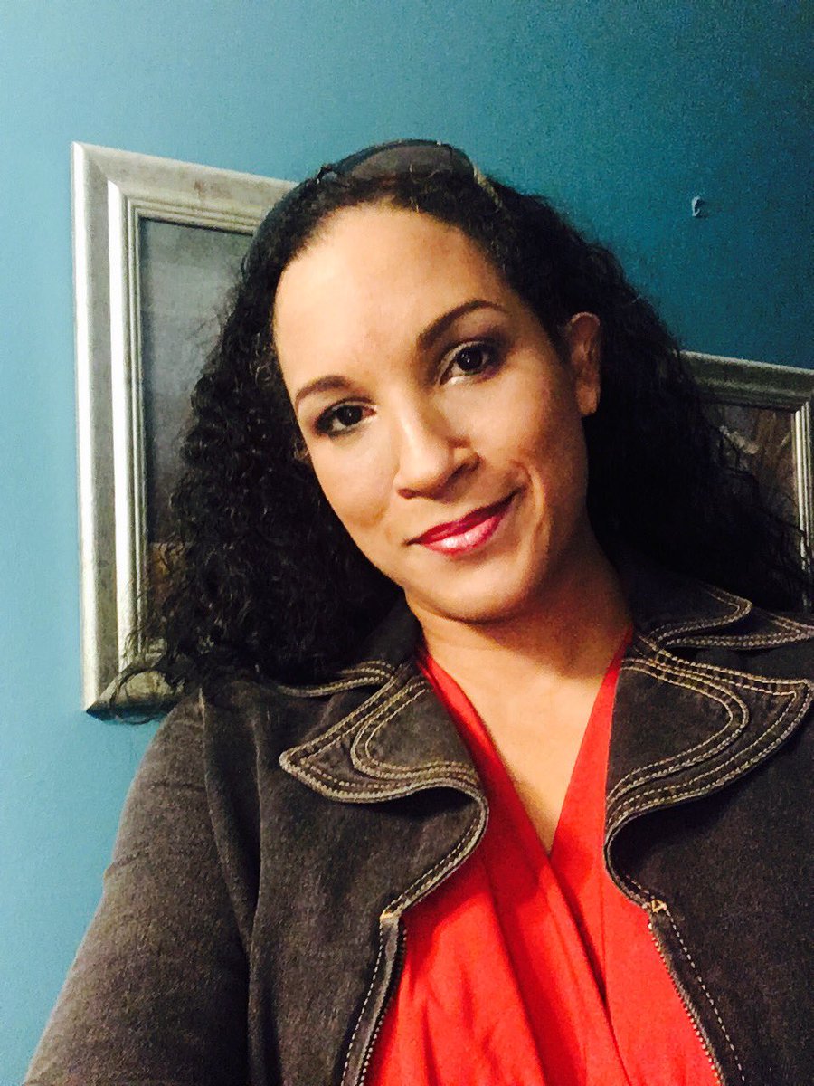DianaraGold's tweet photo. Shooting a trailer at an undisclosed location, for an as yet untitled film. Went very well, and performed a highly charged scene! That's all I can reveal......🙊
#actress #setlife @VibeMagazine #divalife🤣👸🏽 #artistflow #jazzvocalist #songwriter #model @EmpireFOX @CBS @YSL https://t.co/OYIqWd2UP0