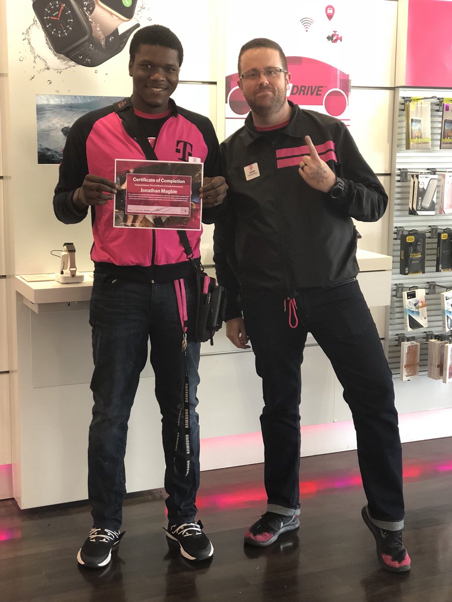 tmohtownmd's tweet photo. Newest team member Jay is now Mobile Expert #Certified #NERules https://t.co/nKCK2b1JiV